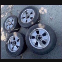 4 X 265/60r18 5x5 5x127 5x5.31 5x135 Ford Expedition F-150 Jeep Wrangler Chrome Wheels Rims 80% Treads Tires!!!