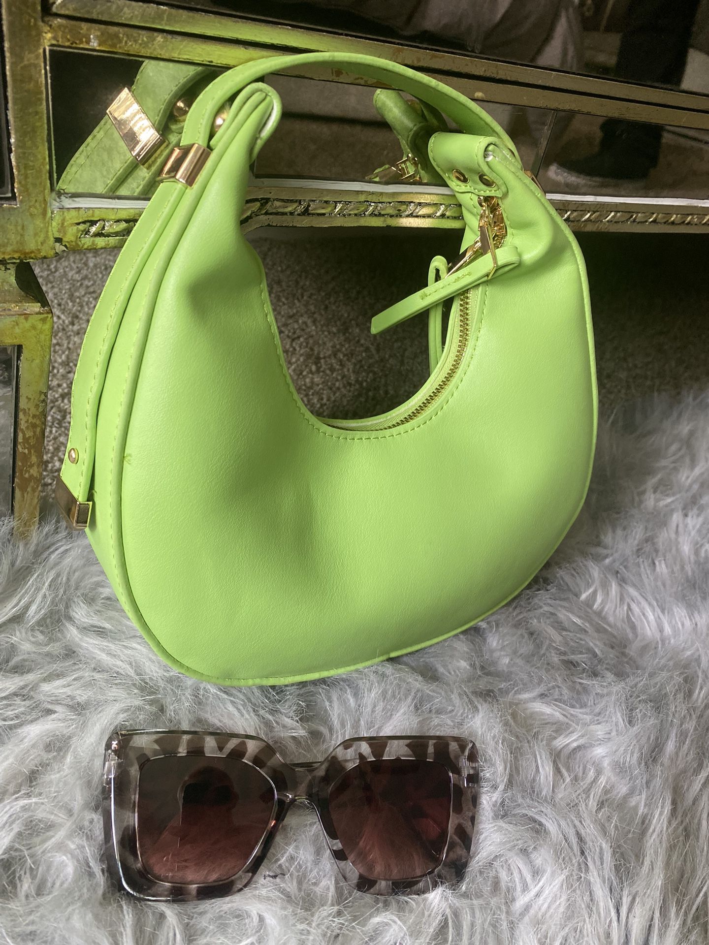 Cute Adjustable Green Bag 