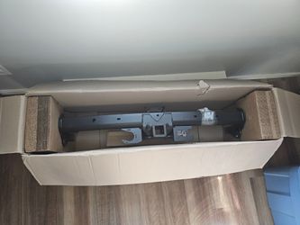 2018- 2019 Ford Explorer Tow Bracket/ Trailer Hitch Kit New In Box