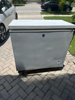 GE FREEZER WORKS GREAT !!!