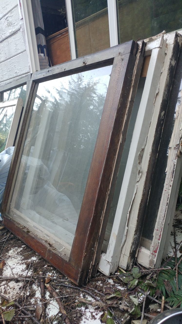 ***VINTAGE WINDOWS***