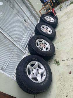 They are for sale in very good condition.