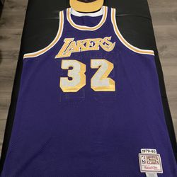Lakers jersey for sale - New and Used - OfferUp