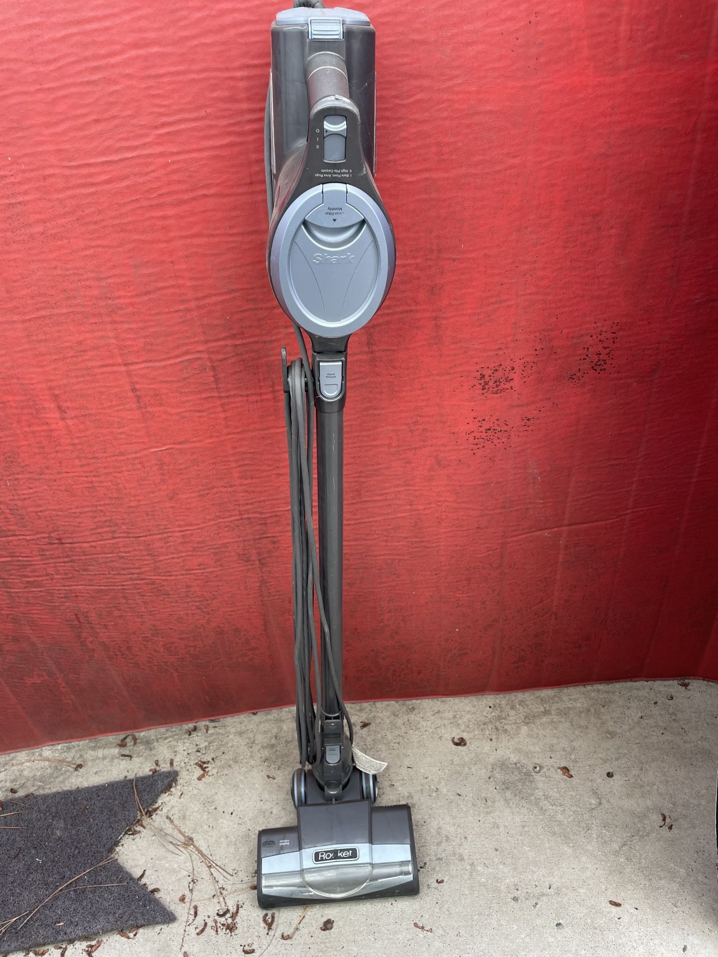 Like New Shark Rocket Vacuum Tested Works Perfectly when you come ill fully test it for you