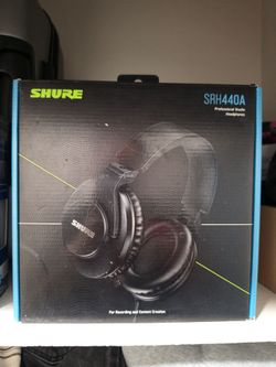 SHURE SRH440 Closed Back Professional Studio Headphones