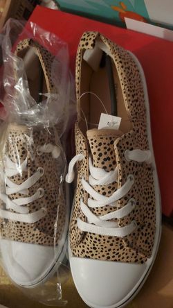 Women's Cheetah Sneakers size 8