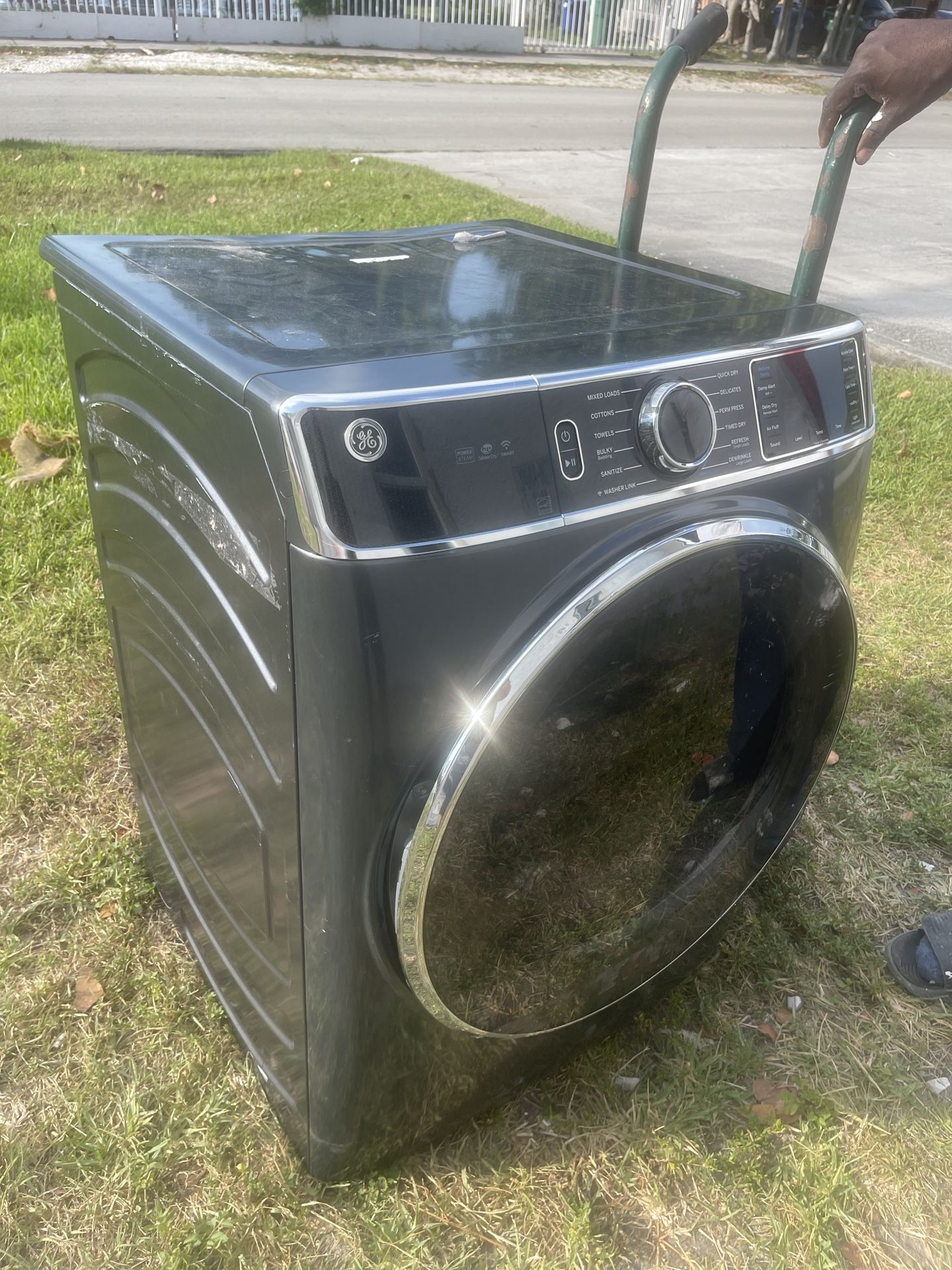Gas GE Dryer only $299