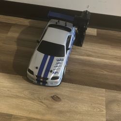 Malcolm Out Remote Control Car