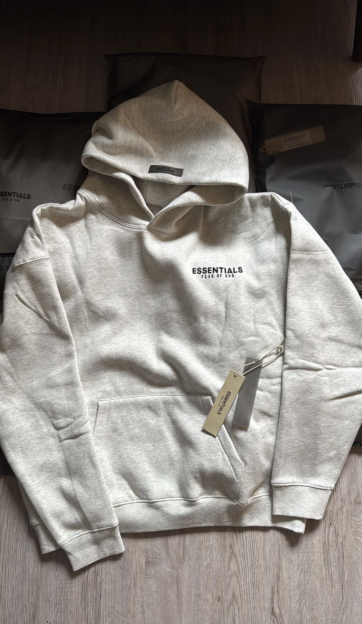 essential hoodie light oatmeal