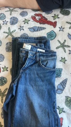 Dark wash low rise straight jeans size:24