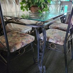 Dinner Table 6 Chairs