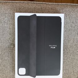 iPad Smart Folio Black new In box Never Opened