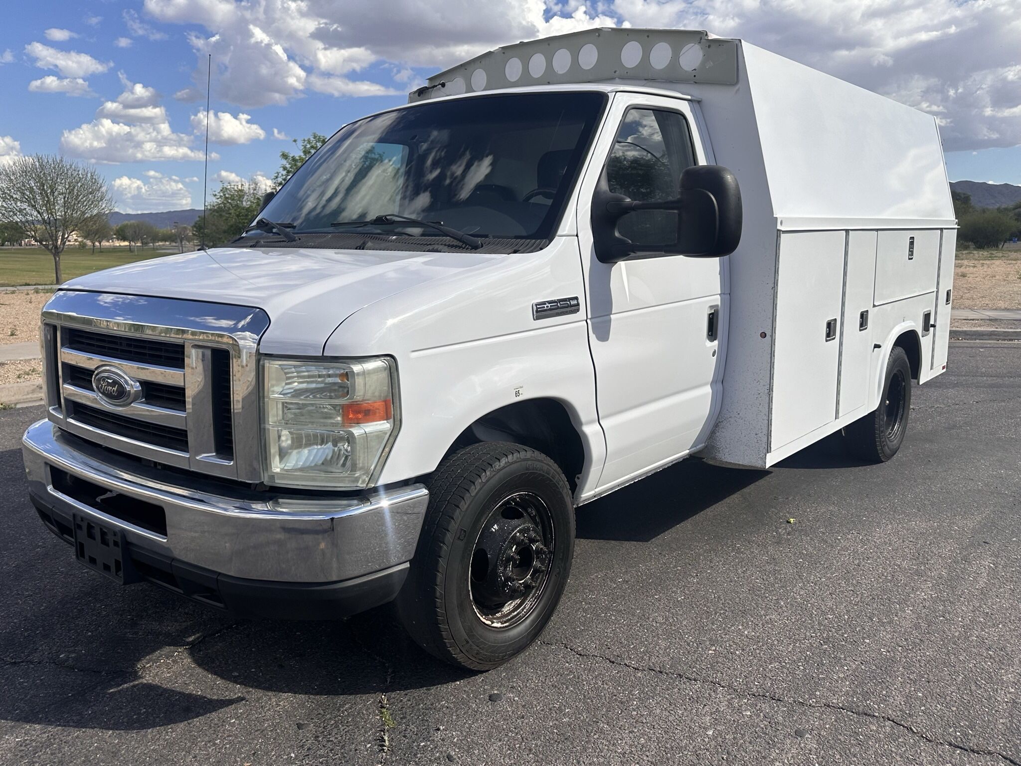 2008 Ford E-350