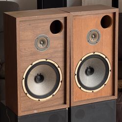 Pair of Vintage Speakers - Brand Name Is ‘EPS’