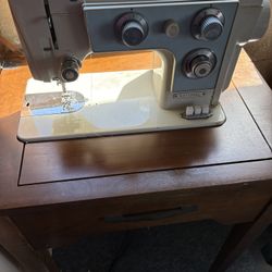 Sewing Machine 