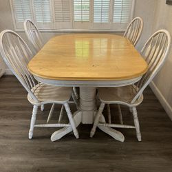 Table And Chairs 
