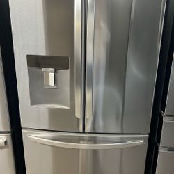 NEW OPEN BOX LG FRENCH STYLE REFRIGERATOR STAINLESS STEEL 