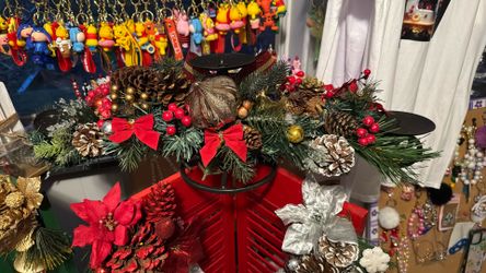 Beautiful Christmas centerpiece candle holder