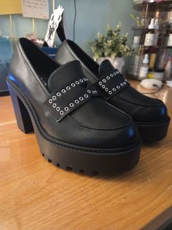 Platform Grommet Loafers
