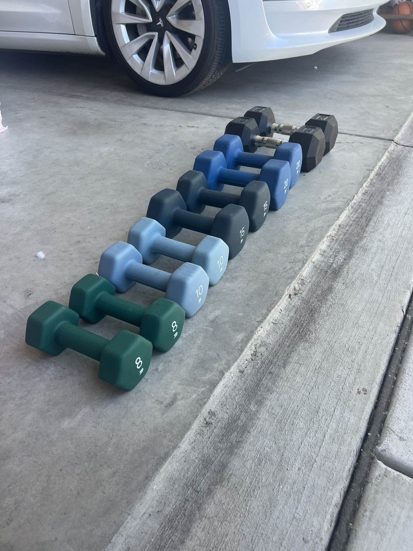 Dumbbells 8, 10, 15, 20, and 25 Lbs