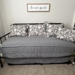 “Like-New Daybed with Trundle + Mattresses & Beddy’s Bedding 