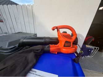 Leaf blower and vacuum black and Decker