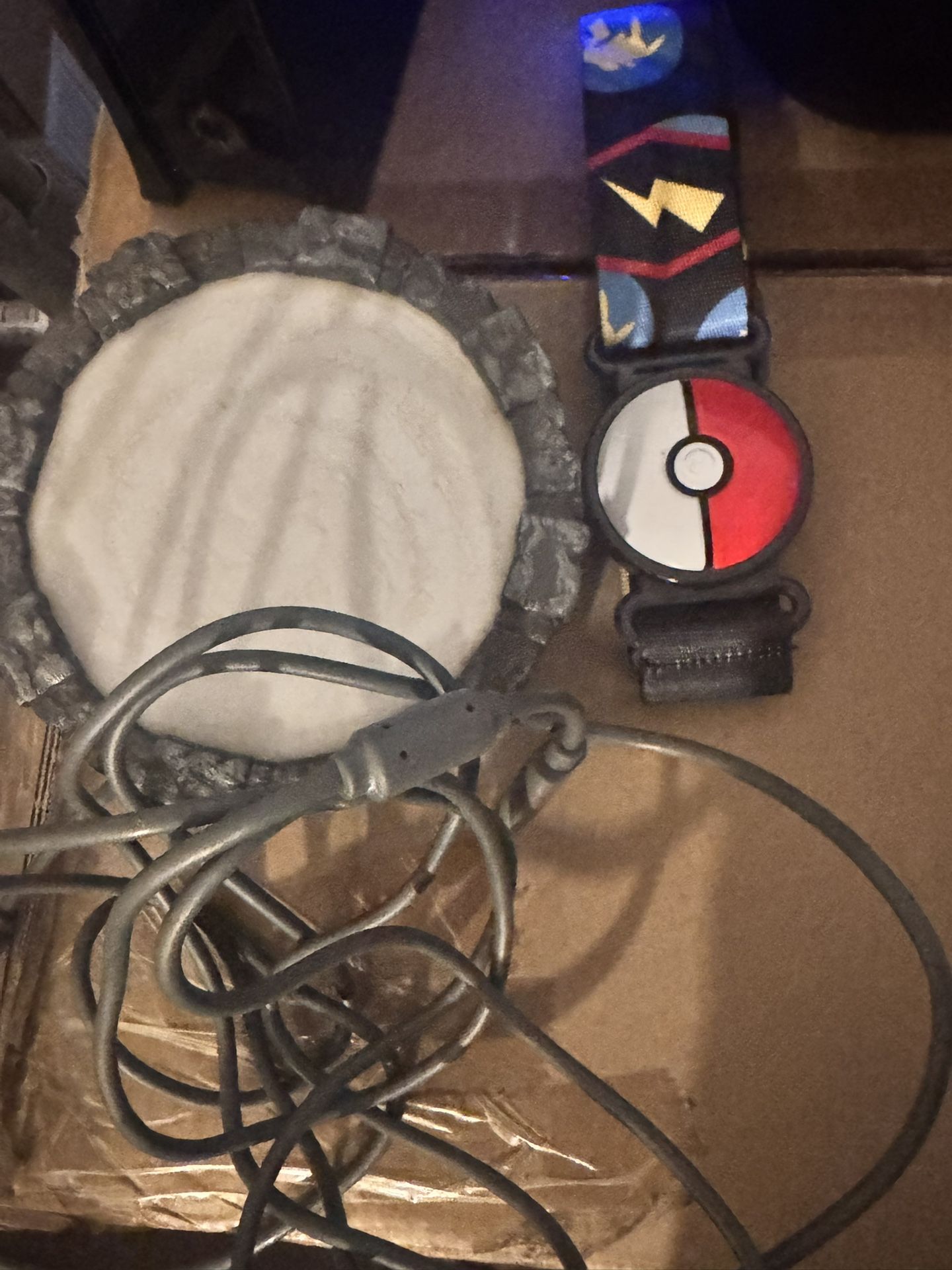 Ninteno Pokemon Belt/ Xbox 360Skylanders Portal