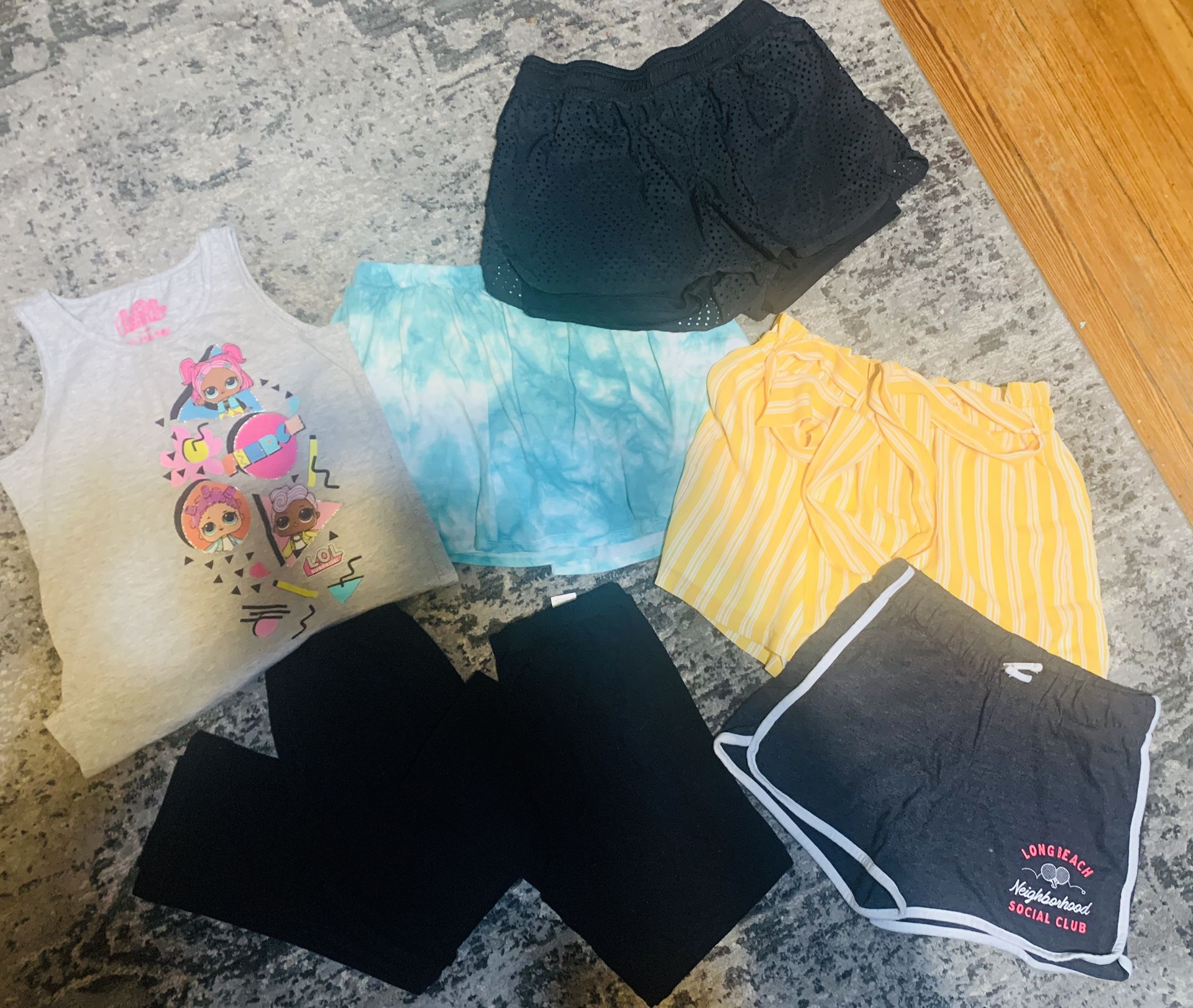 7 Girls Clothing Items ~Size 14/16