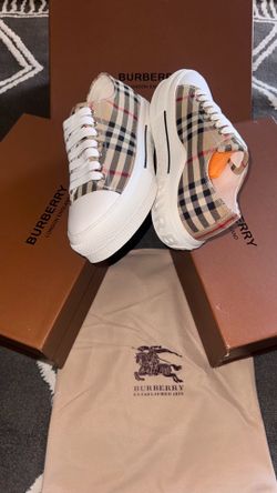 Burberry Low Canvas