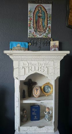 Wall shelf