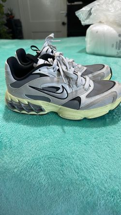 Women shoes size 9