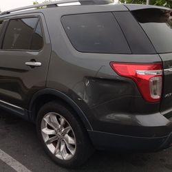 2015 Ford Explorer