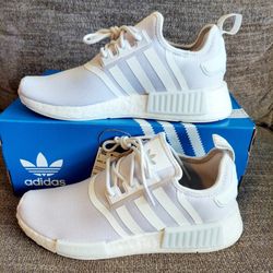 Size 7 or 8 Women's - Brand New Adidas NMD_R1 Shoes 