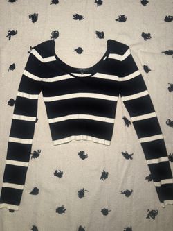 Long Sleeve Crop Top