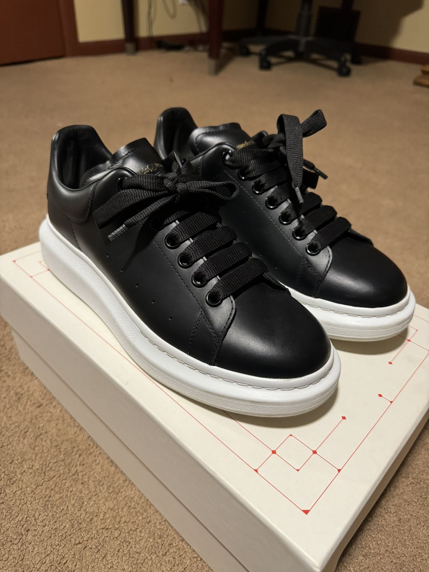 Men’s Alexander McQueen Sneakers