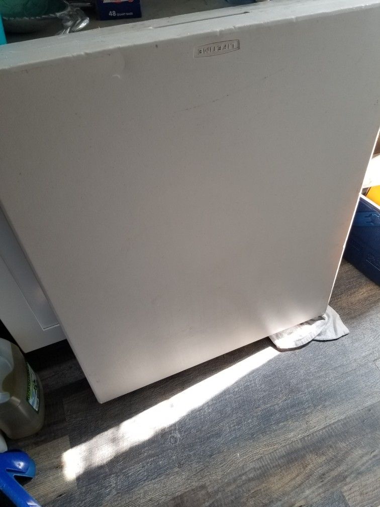 6' Folding Banquet Table Off-White - Plastic Dev Group