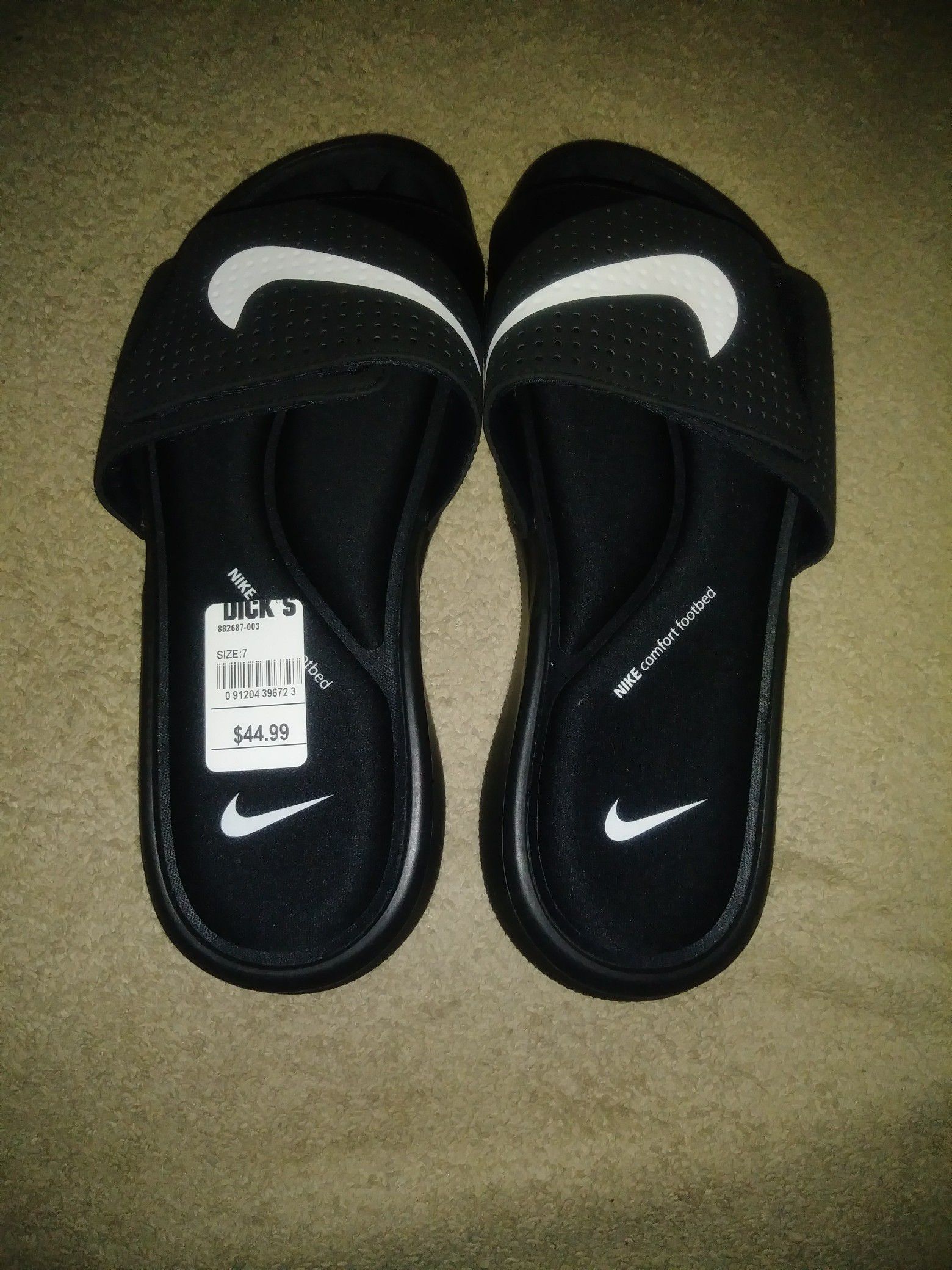 Nike Ultra Comfort Sandals Black/White/Black : 7.5 - Medium (100) for Sale in Mesquite, TX - OfferUp