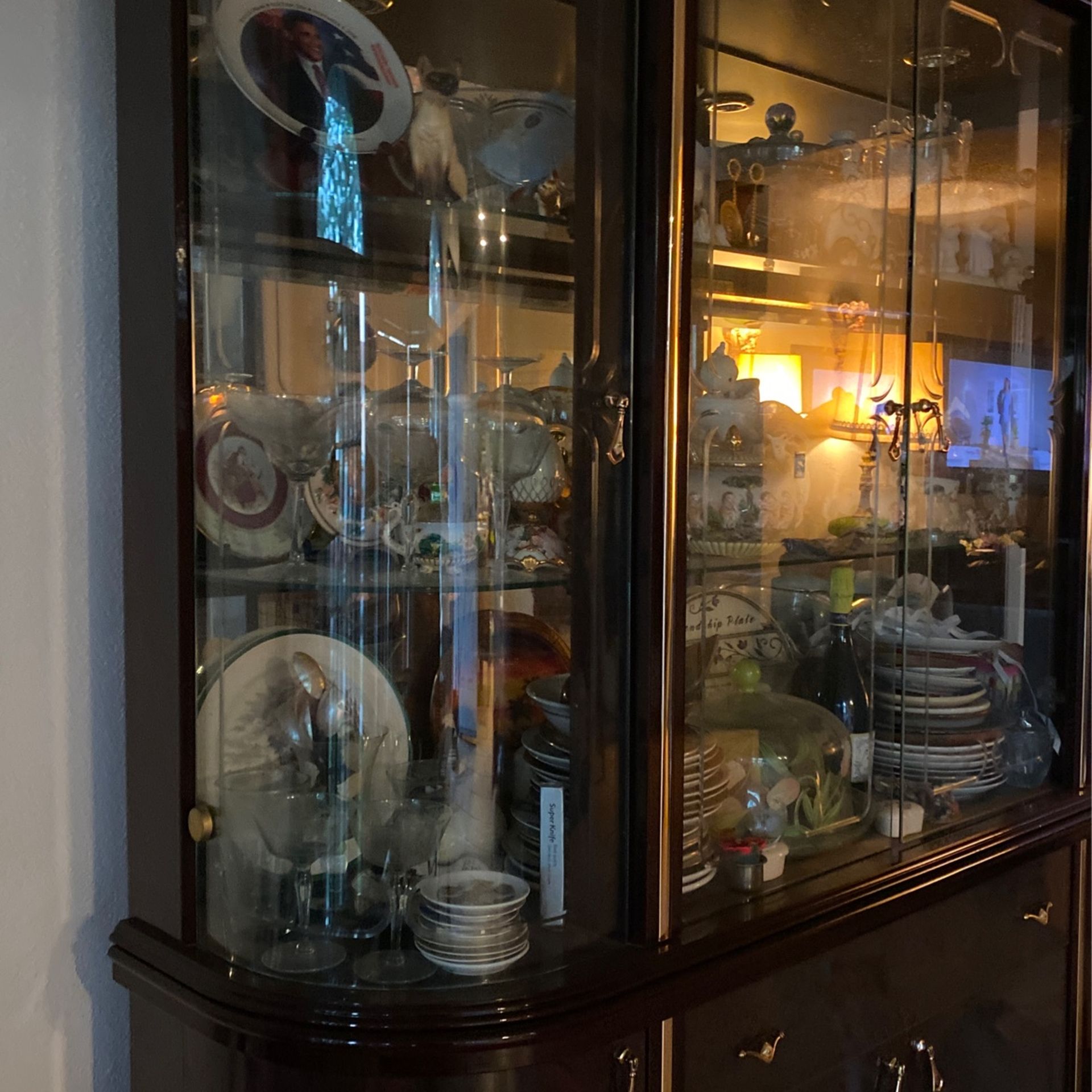 China cabinet For Sale