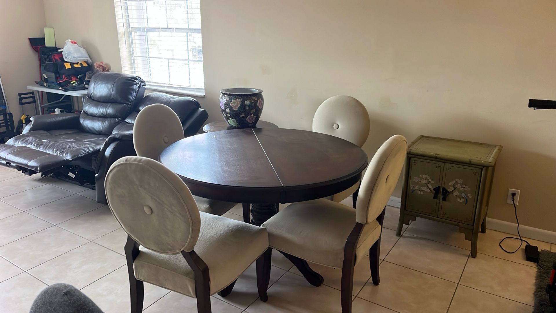 Furniture Table Recline Sofa Porcelain Stands