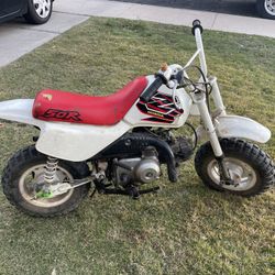 Honda 50 Z50R 1999 - ( Cash Or Trade Best Offer)