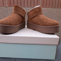 SO Cierra Platform Boots