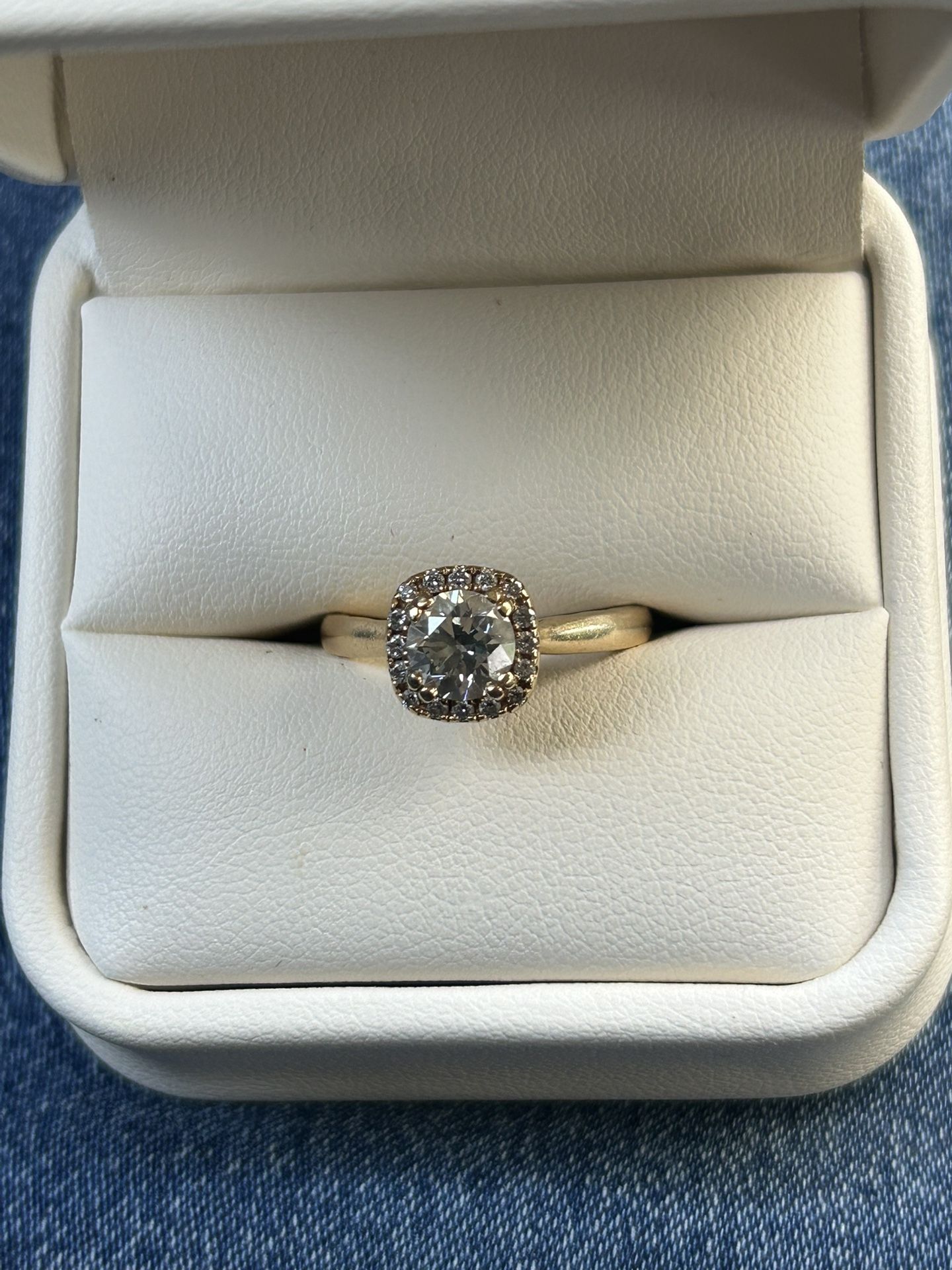 A. Jeffe Engagement Ring 18k 1ct