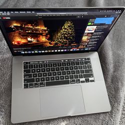 Late 2019 MacBook Pro 16”2.4’core i9/32Gb ram /500 ssd