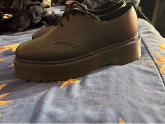 Dr Martens black platforms ( size 10