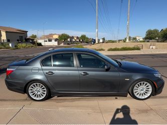 2009 BMW 528i