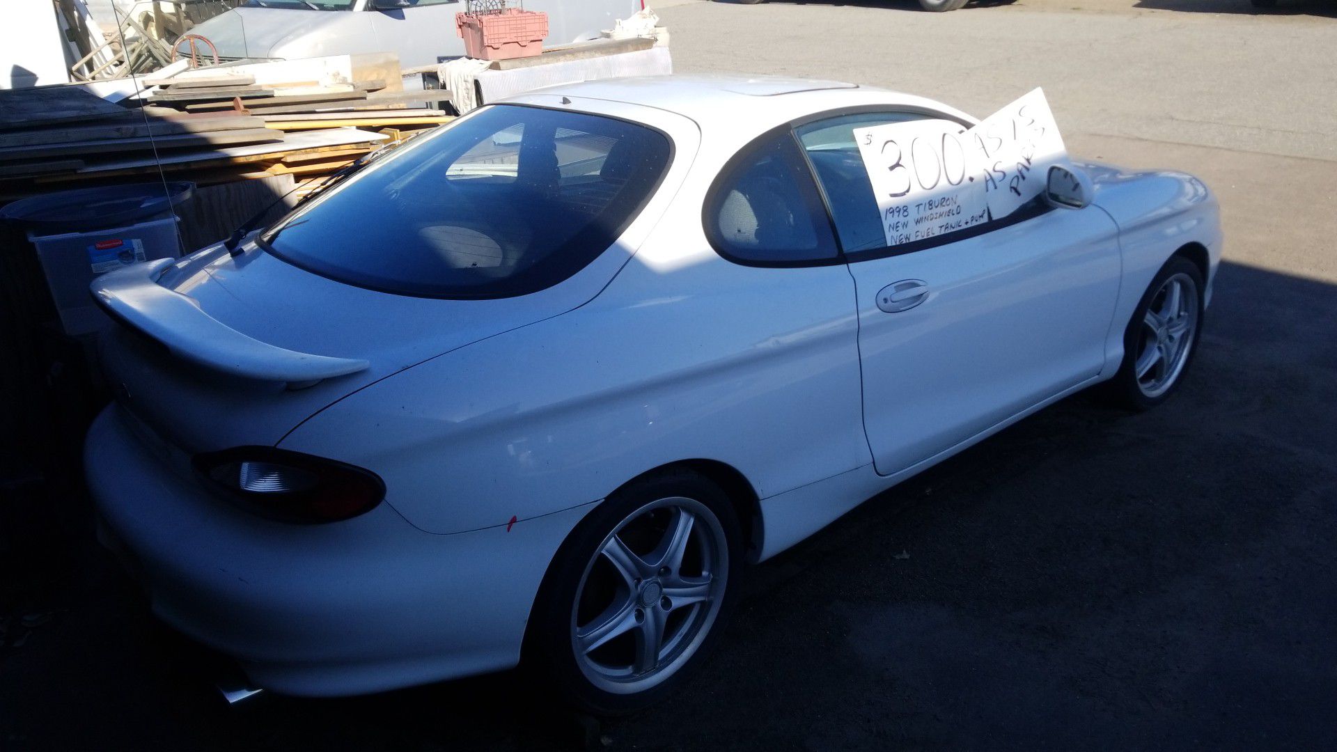 1998 Tiburon as is, as parts, lots new, project car