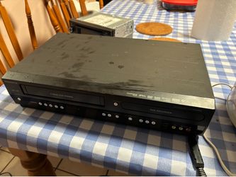 DV220MW9 Magnavox VCR DVD Combo 4 Head Player Working Tested Clean