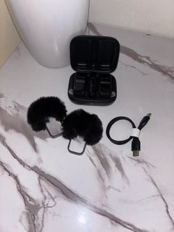 Rode Wireless Microphone System with Case