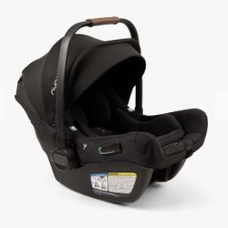 Nuna Pipa Aire With RELX Base - Caviar (black)