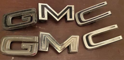 G-M-C emblem 69-72 tailgate